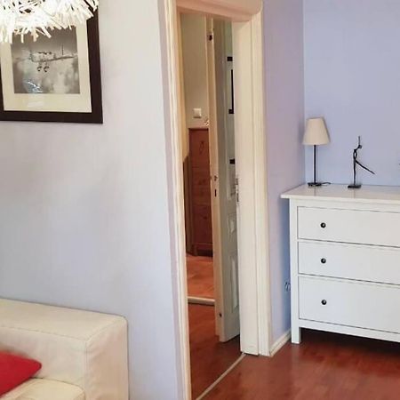 Lavender J.M. Apartment Pula Luaran gambar